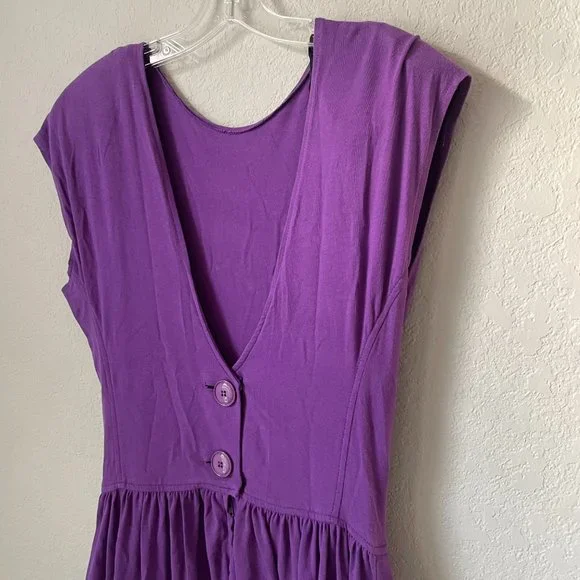 1980s Cap Sleeve Purple Plunge Open Back Dress with Pockets - Picture 5 of 10